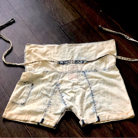 Distressed denim Basic Terrain belted fold over short SZ 0 NWT YOGA shorts - Picture 2 of 5